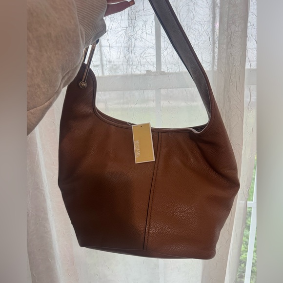 Micheal Kors Leather Hobo Bag - Picture 2 of 6